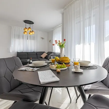Perla Di Zara Apartment Exterior photo